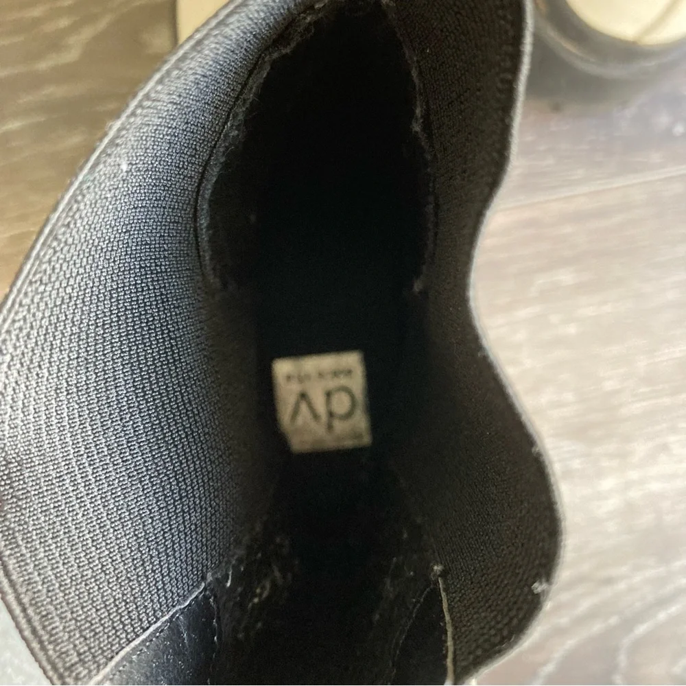 Dolce Vita Brody Chunky Chelsea Boot Size 10